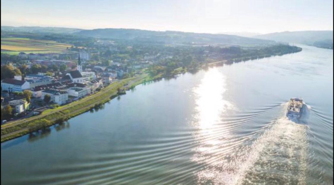 Pension Artstetten エクステリア 写真