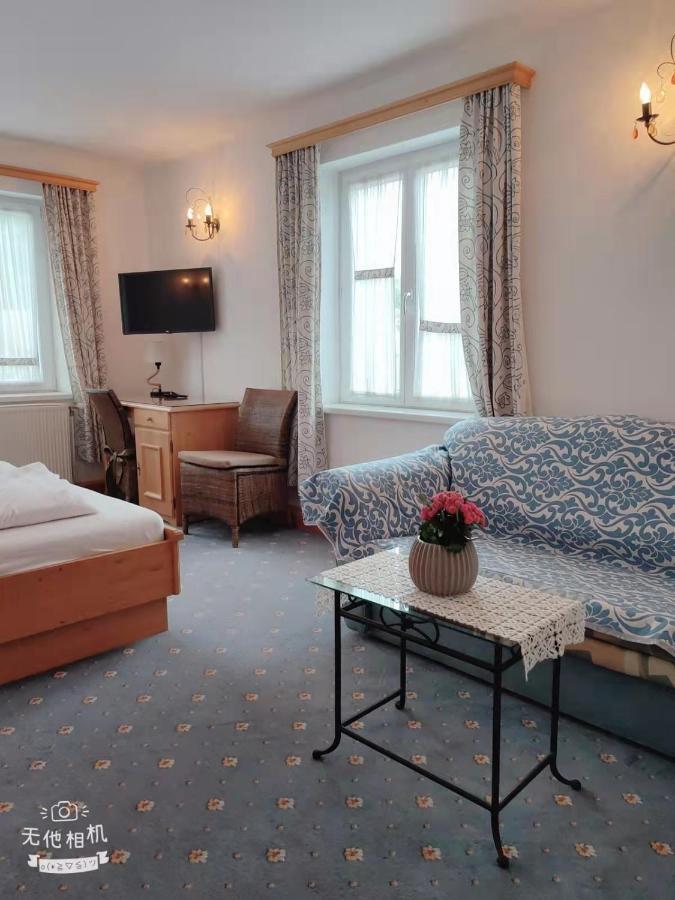 Pension Artstetten エクステリア 写真