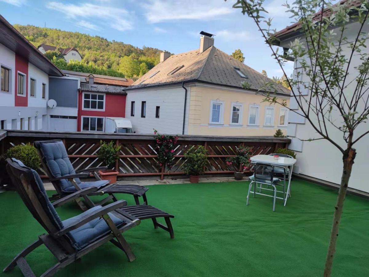 Pension Artstetten エクステリア 写真